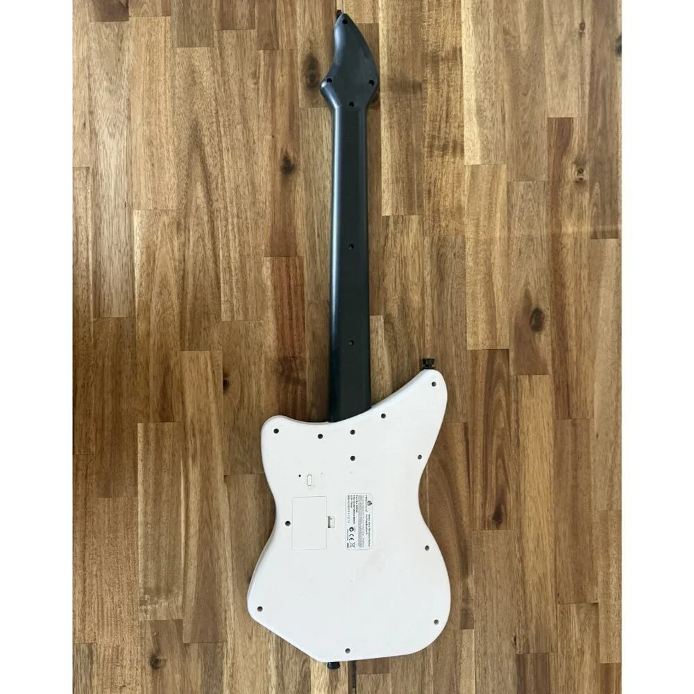 Guitar Hero Guitar Playstation 2 PS2 Wireless White No Dongle 95025 Not Tested
